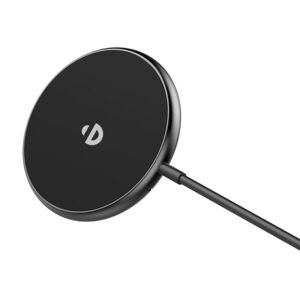 Choetech T697-F 3-in-1 magnetic charger (black)