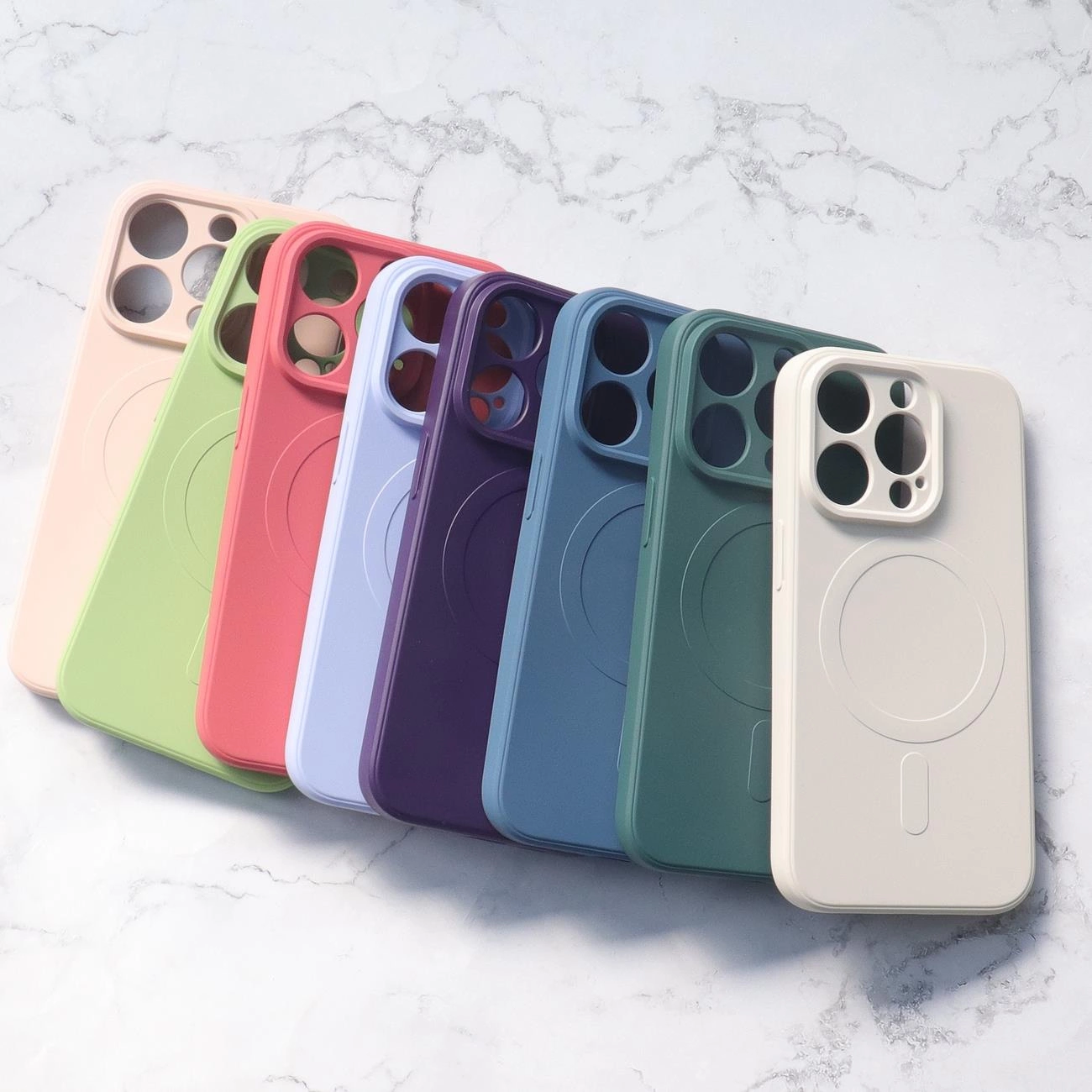 Silikoninis dėklas, suderinamas su MagSafe iPhone 15 Pro Max – tamsiai mėlynas - Image 4
