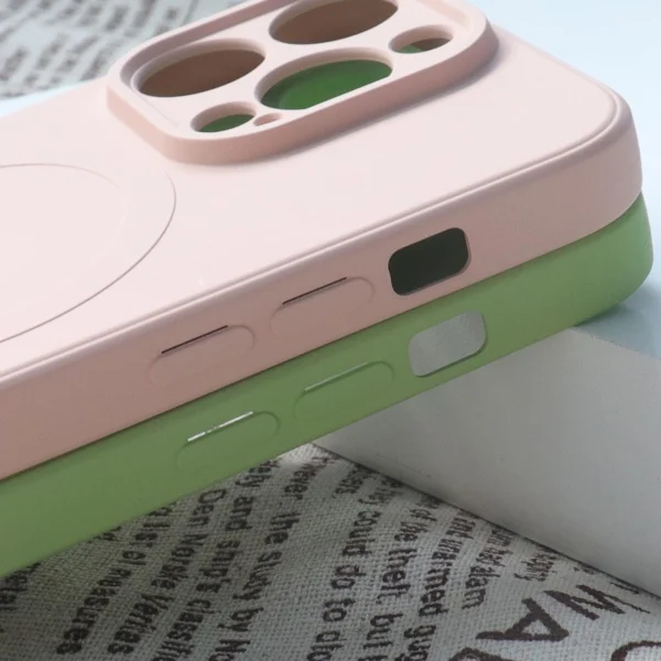 Silikoninis dėklas, suderinamas su MagSafe iPhone 15 Pro Max – juodas - Image 5