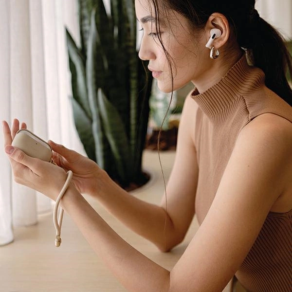 Uniq Coehl Haven dėklas AirPods Pro 2 (2022/2023) - tamsiai mėlynas - Image 3