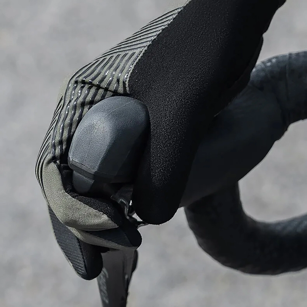 Rockbros 16110006002 smūgius sugeriančios dviračių pirštinės, dydis M – žalia-juoda - Image 8