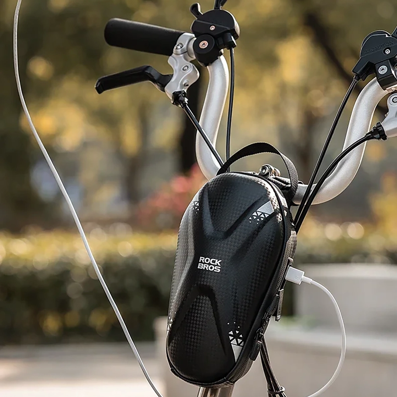 Rockbros 3011006301 krepšys dviračio vairo arba paspirtuko 1,3 l – juodas - Image 10