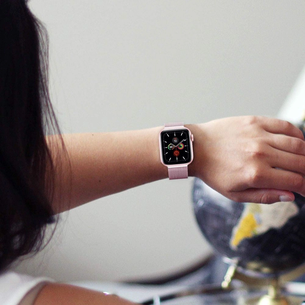 Tech-Protect MilaneseBand Apple Watch 4 / 5 / 6 / 7 / 8 / 9 / SE / Ultra 1 / 2 (42/44/45/49 mm) - juodas - Image 5