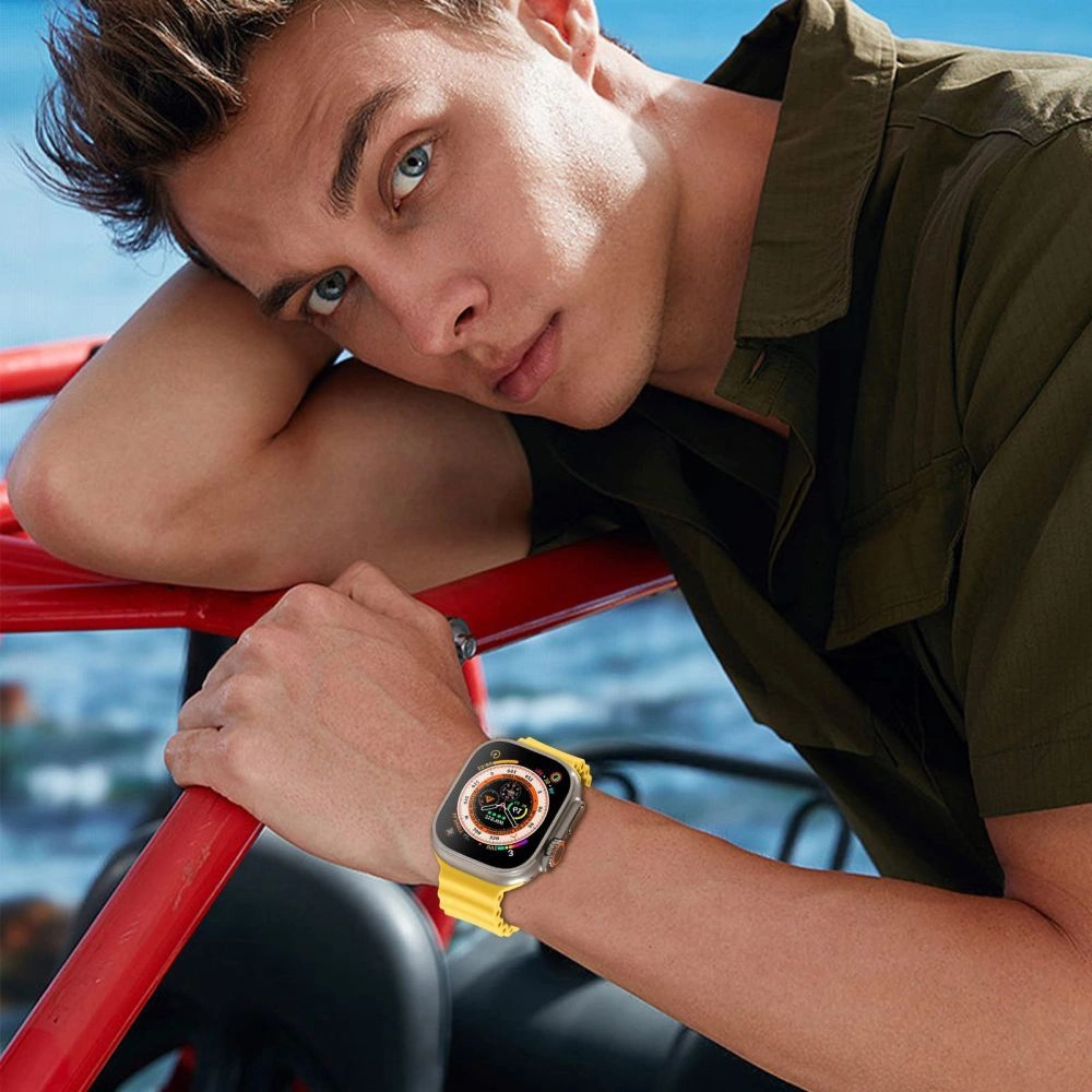 Tech-Protect IconBand Pro dirželis Apple Watch 4 / 5 / 6 / 7 / 8 / 9 / SE / Ultra 1 / 2 (42/44/45/49 mm) - smėlio spalvos - Image 4