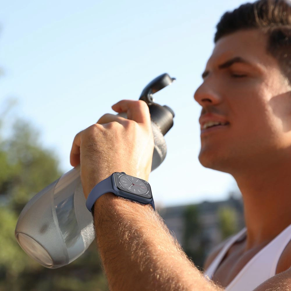 Tech-Protect Silikoninis dirželis Apple Watch 4 / 5 / 6 / 7 / 8 / 9 / SE / Ultra 1 / 2 (42 / 44 / 45 / 49 mm) – rudas - Image 3