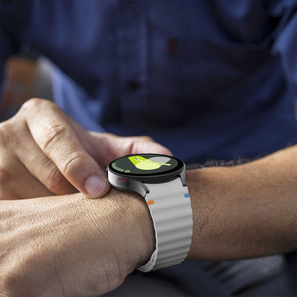 Tech-Protect silikoninis sportinis dirželis Samsung Galaxy Watch 4 / 5 / 5 Pro / 6 / 7 / FE – smėlio - Image 4