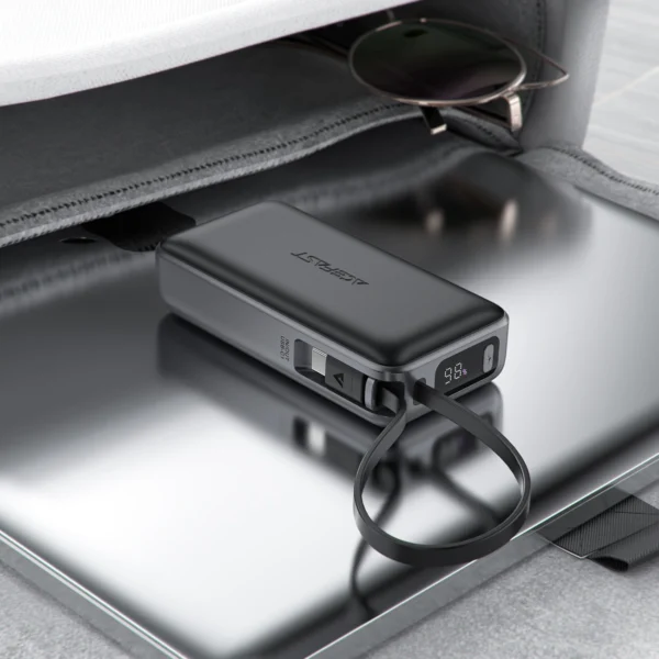 Acefast M7-10000 PD30W Powerbank su įmontuotu kabeliu – juodas - Image 6