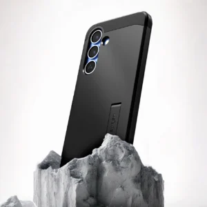 Spigen Tough Armor MagSafe case for Samsung Galaxy S25 - black