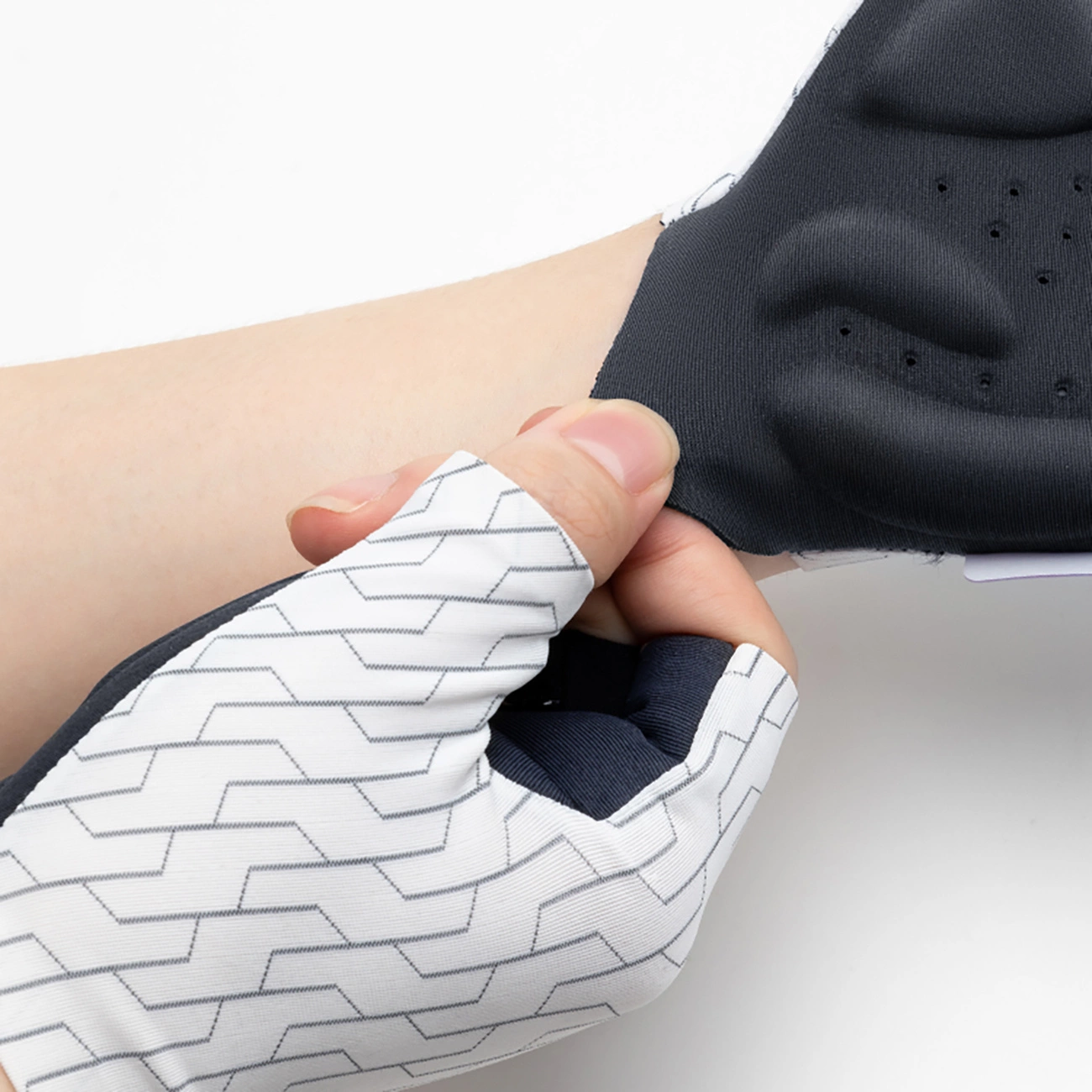 Rockbros MTB dviračių pirštinės, dydis L – balta/juoda - Image 5