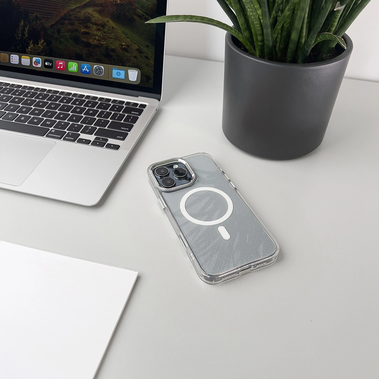 Blizgus dėklas su MagSafe Samsung Galaxy A26 5G - baltas - Image 5