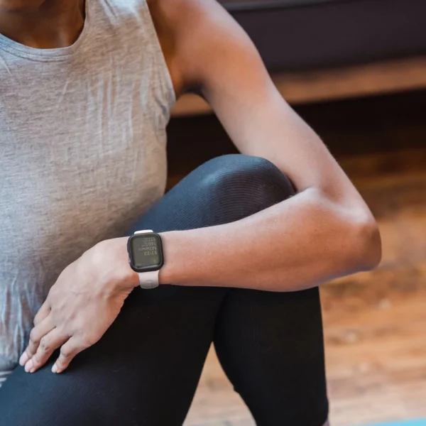 Spigen Thin Fit dėklas Apple Watch 7 / 8 (45mm) - juodas - Image 15