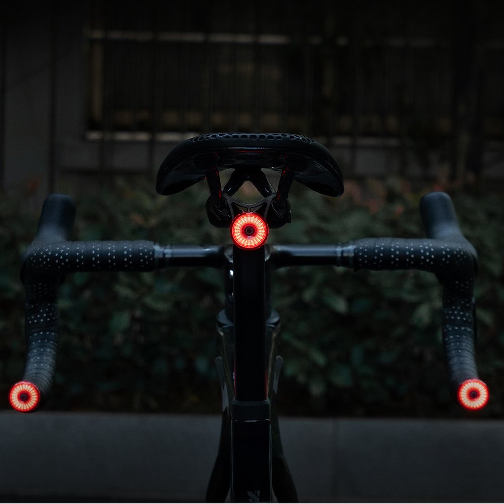 Wozinsky WIS-01 vandeniui atsparūs išmanūs galiniai dviračio žibintai (2 vnt.) – juodi - Image 7