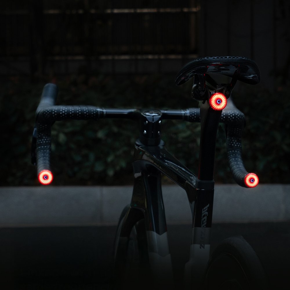 Wozinsky WIS-01 vandeniui atsparūs išmanūs galiniai dviračio žibintai (2 vnt.) – juodi - Image 8