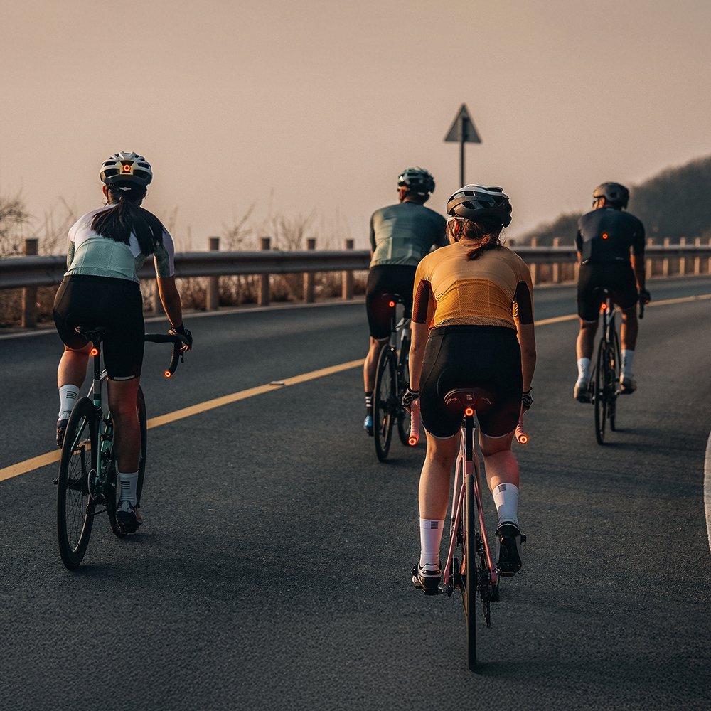 Wozinsky WIS-01 vandeniui atsparūs išmanūs galiniai dviračio žibintai (2 vnt.) – juodi - Image 9