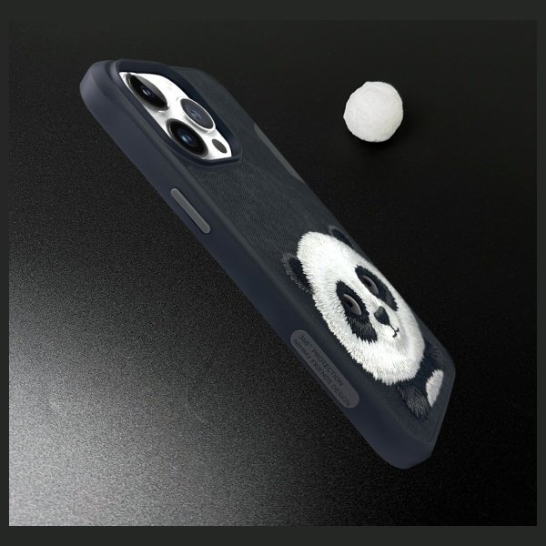 Nimmy Big Eyed Pet 2.0 Panda dėklas iPhone 15 Pro – juodas - Image 8