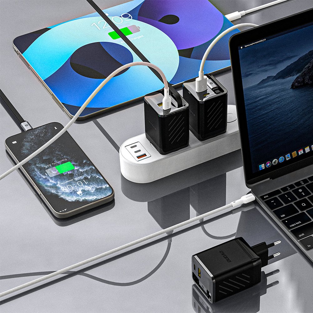 Dudao A67EU GaN 67W sieninis įkroviklis su ištraukiamu USB-C Power Delivery Quick Charge laidu – juodas - Image 4