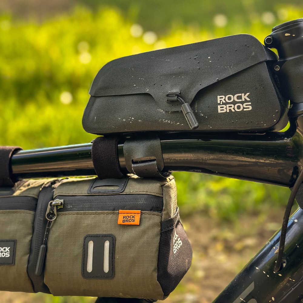 Rockbros AS-134 ROAD TO SKY vandeniui atsparus rėmo dviračio krepšys 0,6 l – juodas - Image 12