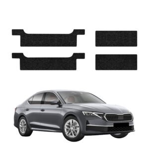 Komplektas 4w1 Juoda techninė apsauginė danga slenksčiams Skoda Octavia 4 hečbekas Facelifting (2024-2026) GRIZZ HeavyDuty Black