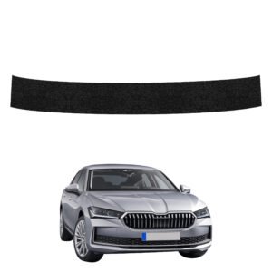 Juoda techninė apsauginė danga bagažinės slenksčiui Skoda Superb 4 Liftback (2024-2026) GRIZZ HeavyDuty Black