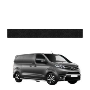 Juoda techninė apsauginė danga dešiniajam krovininių durų slenksčiui Toyota Proace (2024-2026) GRIZZ HeavyDuty Black