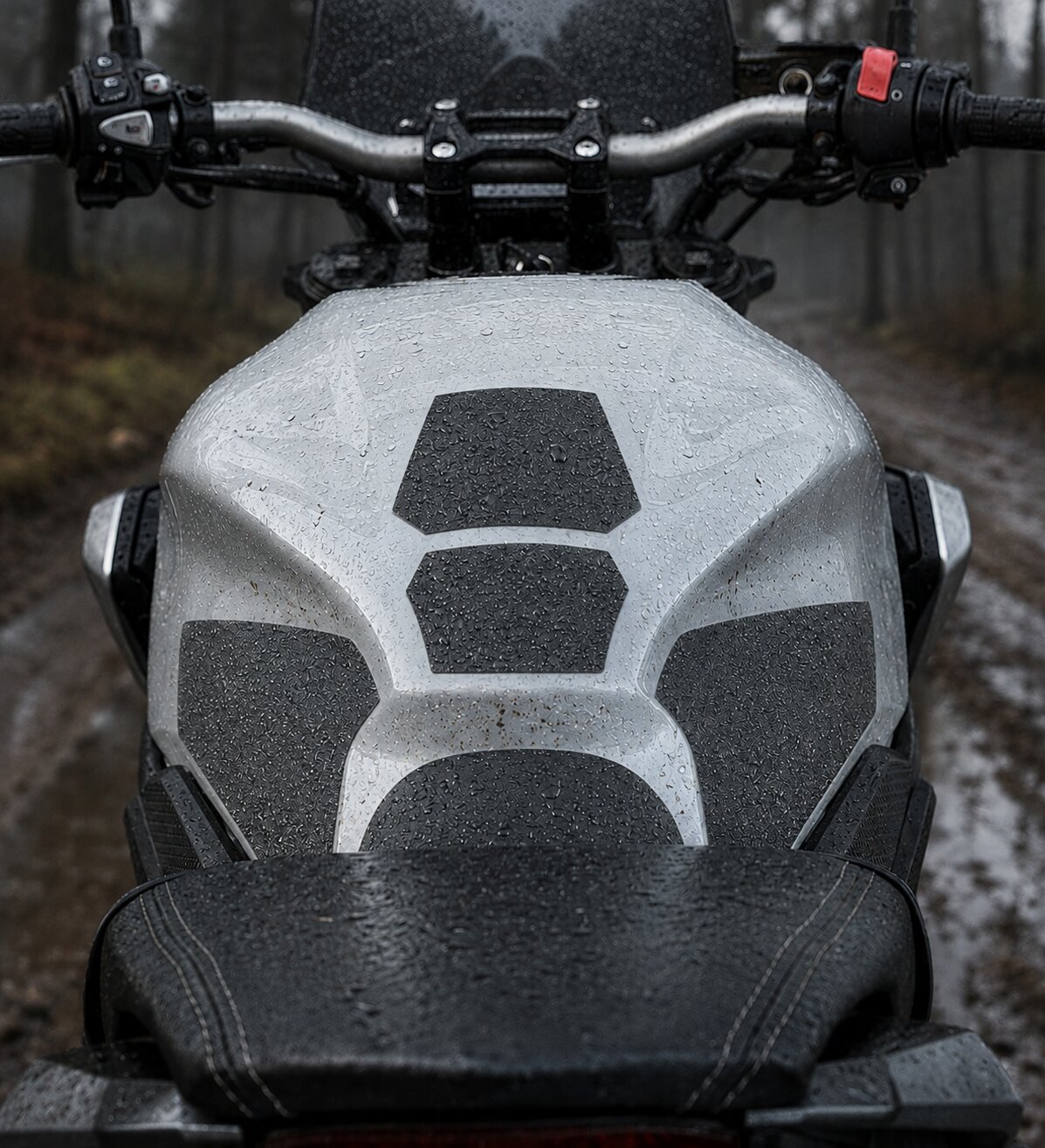 Komplektas 4w1 Balta techninė apsauginė danga degalų bakui Honda CB650R (2021-2023) GRIZZ HeavyDuty White - Image 2